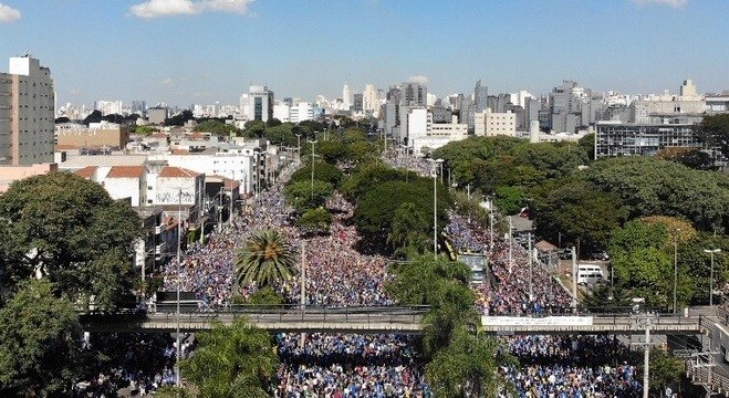 Evento lotou a avenida Tiradentes, no centro de São Paulo
