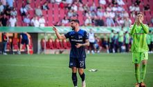 Atacante do Hertha comemora primeiro gol após superar câncer