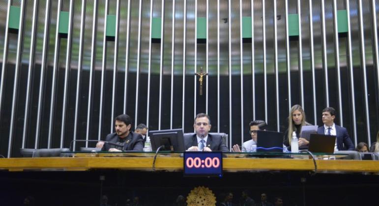 Senador Marcos do Val (Podemos-ES) e presidente do Senado, Rodrigo Pacheco (PSD-MG)