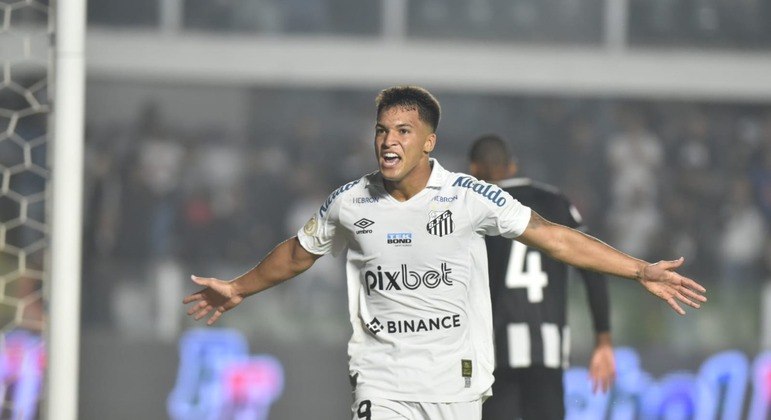 Santos perde para o Botafogo-SP na Vila Belmiro e segue sem gol ou