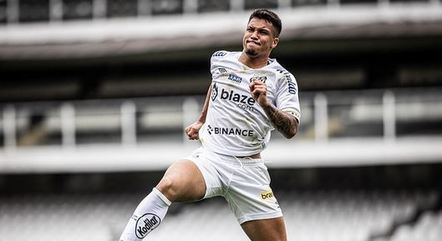 Marcos Leonardo é a esperança de gols do Santos