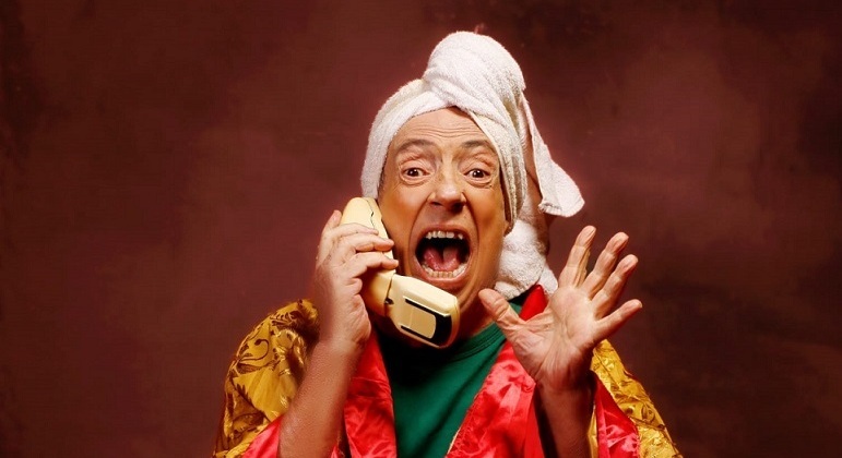 Marcos Oliveira, o Beiçola, agora no teatro com a peça “Estrelas na Kitchenette”