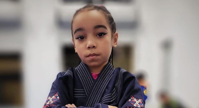 Maria Clara conseguiu vencer adversária mais velha e maior