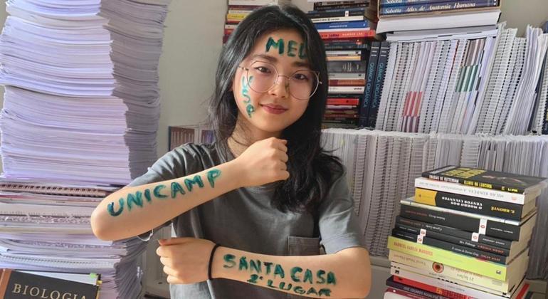 Mariana Lee Han com apenas 16 anos foi aprovada na faculdade de Medicina da USP