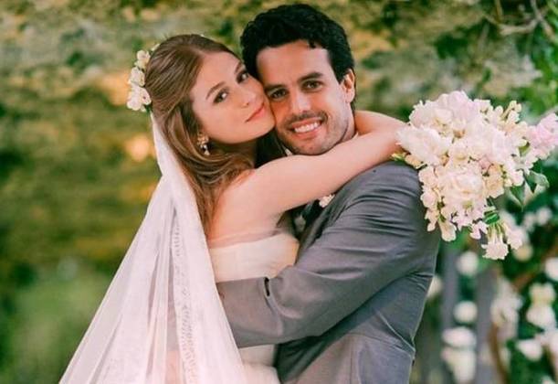 Marina Ruy Barbosa e Xande Negrão, que se casaram em 2017, anunciaram o fim do relacionamento no dia 12 de janeiro após muita especulação de que o matrimônio não estava em bons lençóis