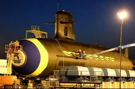 Programa prevê 
construção de submarino com propulsão nuclear