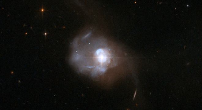 A galáxia Markarian 231 foi descoberta pela Nasa em 1969