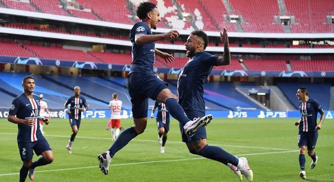 O Paris Saint-Germain enfrentará o Bayern de Munique nas quartas de final!