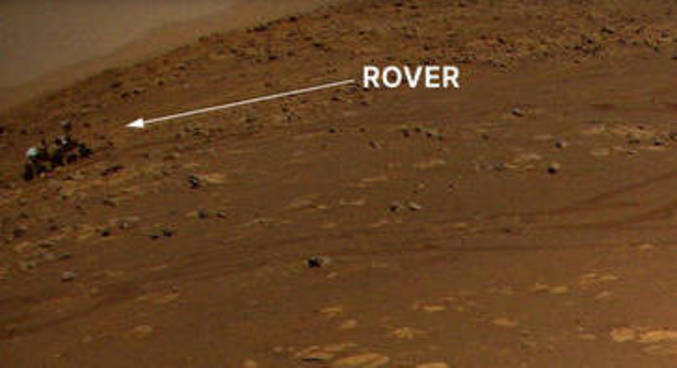 Foto tirada pelo Ingenuity em Marte