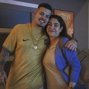Martha Meola e Jottapê do elenco de “Sintonia”