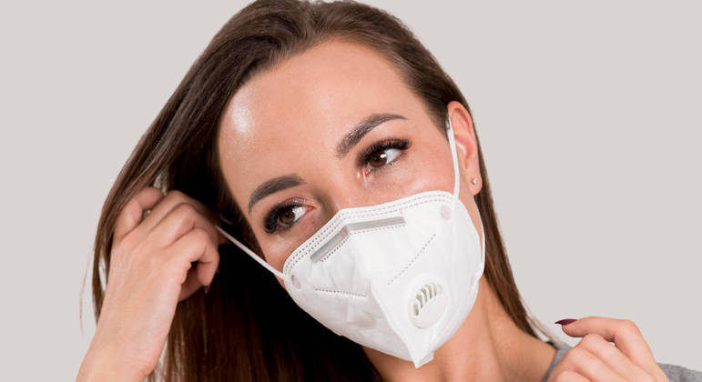 Uso universal de máscara em serviços de saúde deixa de ser obrigatório