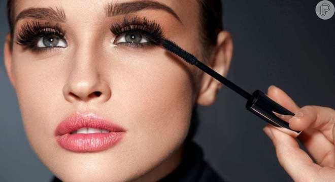 Máscara de cílios - história, como usar, tipos de aplicador