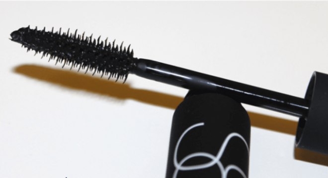 Máscara de cílios - história, como usar, tipos de aplicador