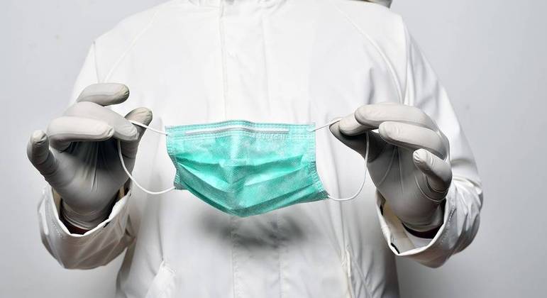 Diretores defendem a manutenção de medidas não farmacológicas