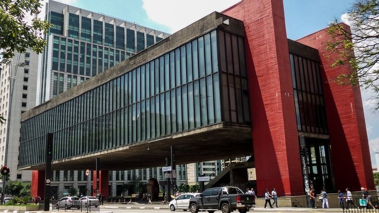 O estado mais rico tem a sétima gasolina mais barata do país: R$ 5,13 na média dos 1.550 postos pesquisados. Na imagem, o Masp (Museu de Arte de São Paulo), na avenida Paulista, marco da capital