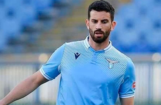 Mateo Musacchio (31 anos) - Zagueiro - Sem clube desde julho de 2021 - Último time: Lazio - Passagem pela seleção da Argentina.