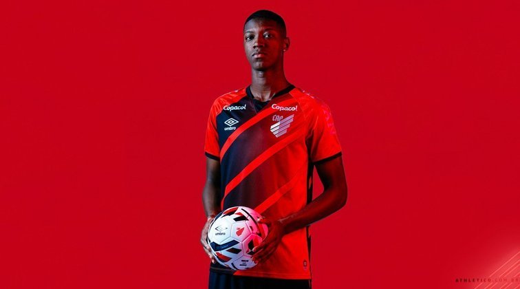 Matheus Babi: atacante - Athletico Paranaense - 24 anos - contrato até dezembro de 2025 - valor de mercado: 3 milhões de euros (R$ 15,6 milhões)