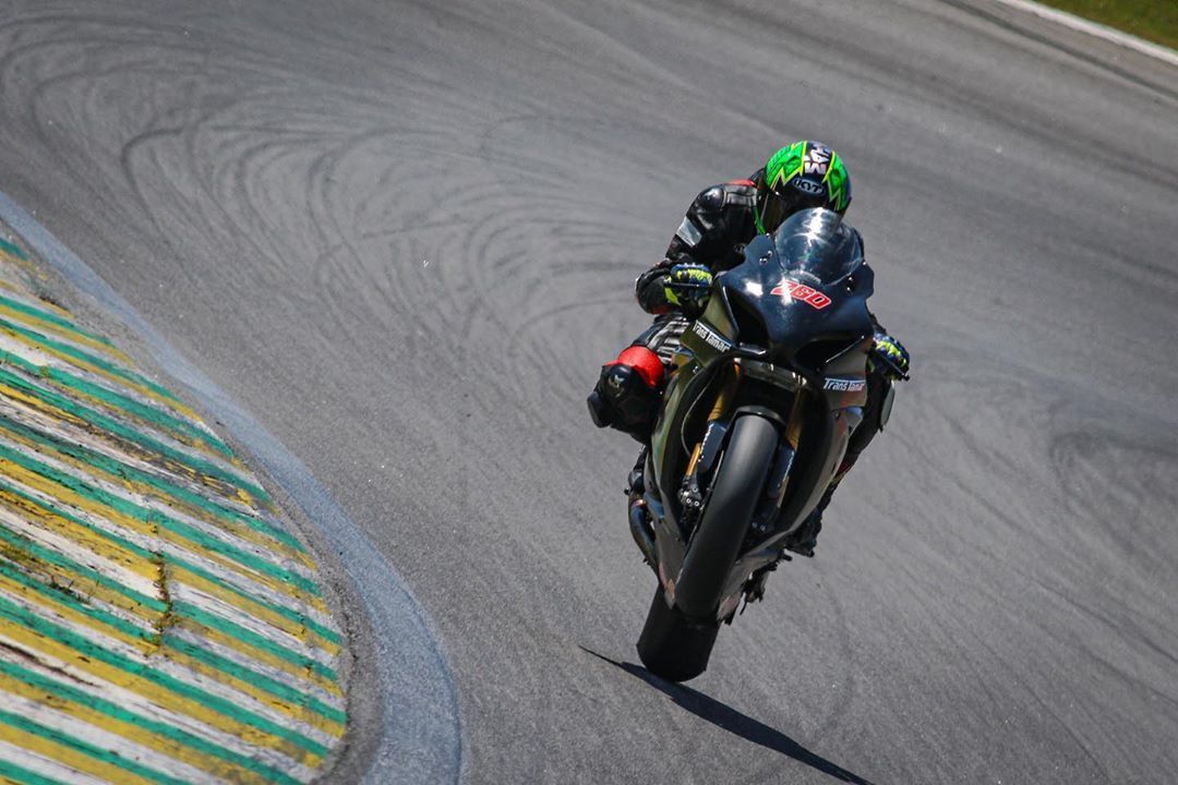 Piloto morre após acidente na Moto 1000 GP em Interlagos - ESPN
