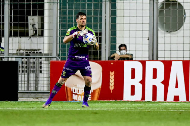 Matheus Cavichioli (goleiro/37 anos) - América-MG
