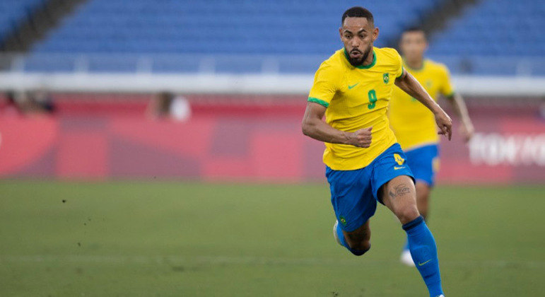 MATHEUS CUNHA - Autor de gol na final olímpica e com um desempenho fantástico na campanha da equipe de André Jardine, mostrou qualidade para se sobressair na equipe principal. Também já recebeu oportunidade anteriormente com Tite, o que aumenta suas chances.
