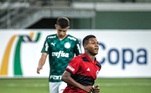 A joia foi decisiva nas duas
vitórias por goleada contra o Alviverde, por 7 a 3 na ida e 5 a 3 no jogo de volta