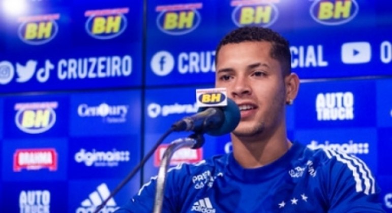 Matheus Pereira recuperou a titularidade no Cruzeiro após começar a temporada na reserva