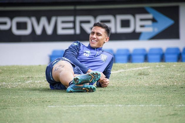 Rojas tem 24 gols e 14 assistências em quatro temporadas com a camisa do Racing. Pela seleção paraguaia, marcou um gol. Em 2023, foi às redes sete vezes e deu um passe para seus companheiros marcarem