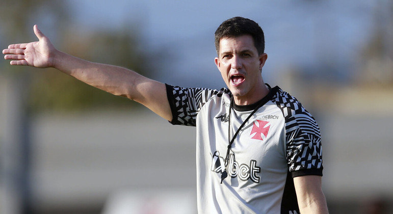 Mauricio Barbieri, técnico do Vasco
