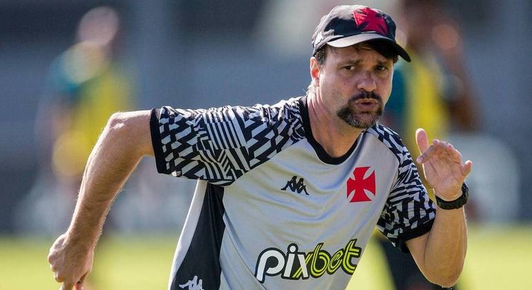 Maurício Souza em treino do Vasco da Gama