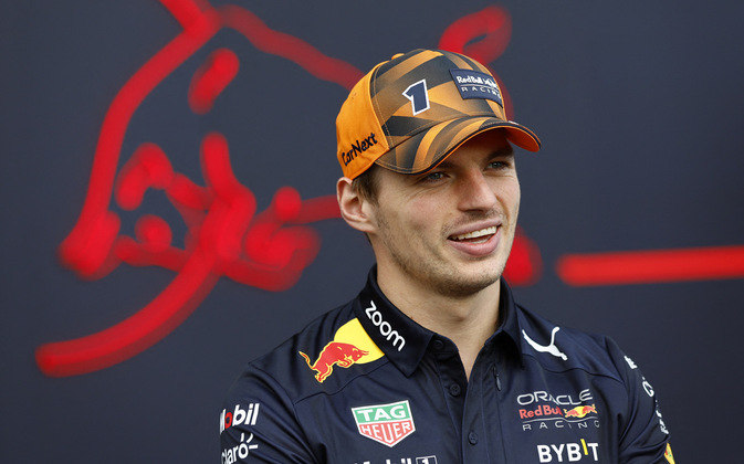 1º Max VerstappenSalário anual: R$ 280 milhõesEquipe: Red Bull RacingNúmero de títulos mundiais: 2 Ano de início na Fórmula 1: 2015