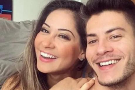 A Gente Nao Voltou Diz Mayra Cardi Apos Ser Vista Com Ex Em Mercado Entretenimento R7 Famosos E Tv