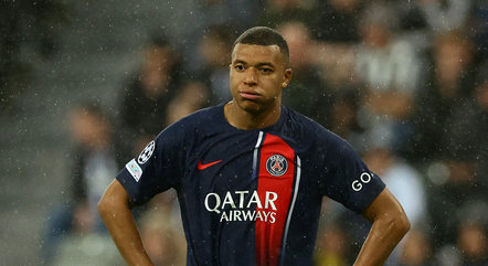 Saiba o que significa a comemoração de Mbappé, estrela da França e do PSG -  Esportes - R7 Lance