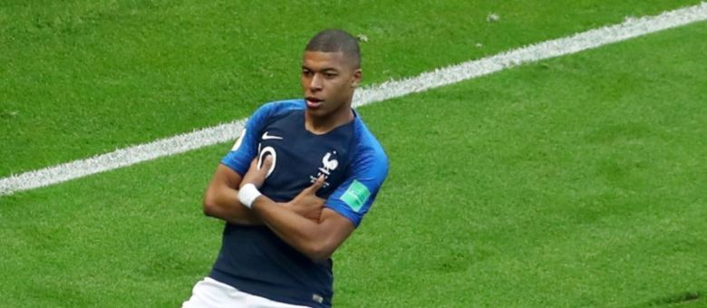 Mbappé é um concorrente fortíssimo para Neymar, na vaga de Cristiano Ronaldo