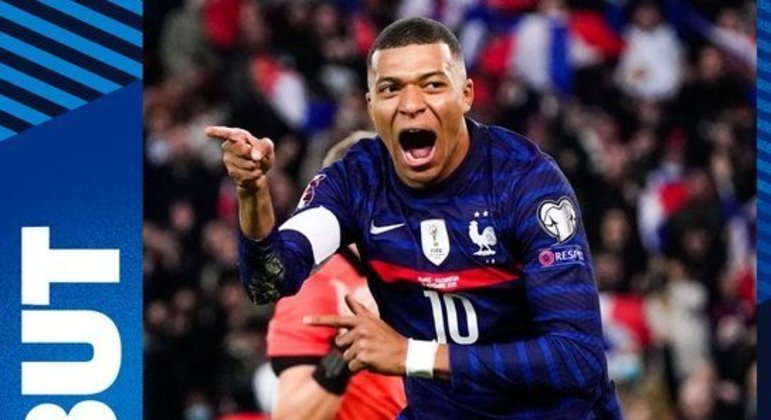 Kylian Mbappé, quatro tentos nos 8 X 0