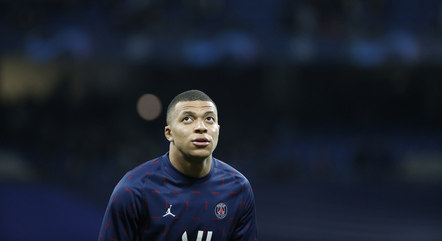 Mbappé e PSG vivem momento de tensão
