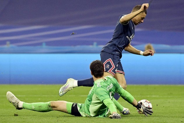 mbappe, mbappé, courtois, psg, real madrid