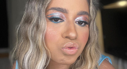 MC Loma compra testes de gravidez após beijar rapaz
