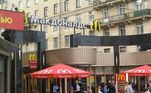 3. McDonald's: a rede americana de fast-food informou, no dia 16 de maio, que iria abandonar e vender todas as suas operações no país após 30 anos na Rússia. Com isso, as lojas foram fechadas. A suspensão das atividades já havia sido anunciada pela rede de restaurantes no mês de março