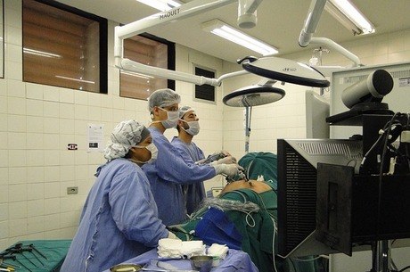 Migración de médicos venezolanos fortalece la salud argentina, dice estudio – Noticias