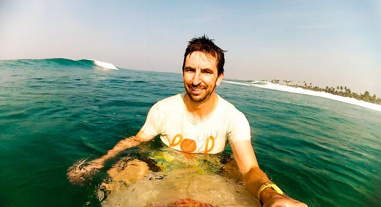 Nicholas Taylor é médico e surfista e pretende que nova técnica seja divulgada nas praias