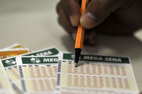 Mega-Sena acumula de novo e pode pagar R$ 35 milhões na quinta-feira