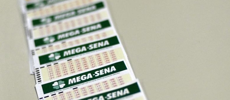 Mega-Sena acumulou pela terceira vez seguida