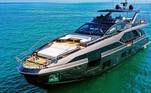 A quantia equivale ao preço de 27 megaiates Azimuthi 27 Metri, da marca italiana Azimut. A embarcação está entre as mais luxuosas e caras do Brasil: custa mais de R$ 55 milhões