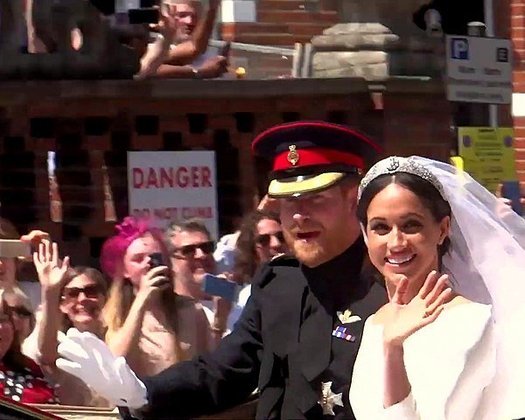 Meghan e Harry se casaram em 19 de maio de 2018 na Capela de São Jorge, no Castelo de Windsor. 