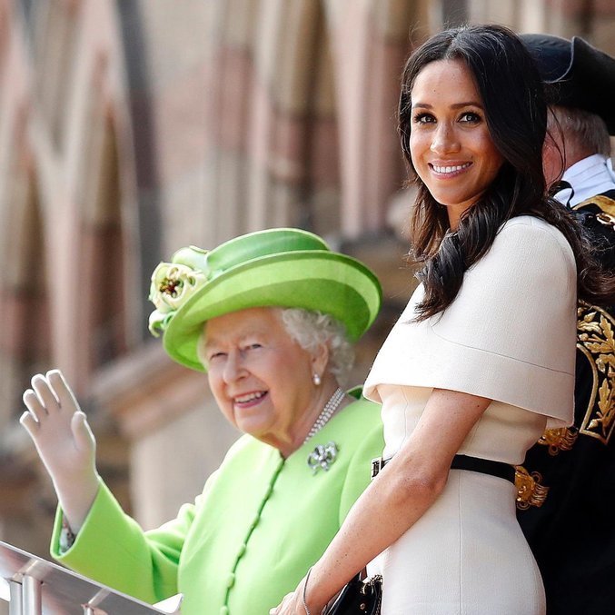 Perfil oficial da família real compartilhou imagens com Meghan Markle