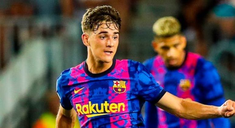 Meia: Gavi (Barcelona) - 25 milhões de euros (R$ 161,7 milhões) / Luka Modric (Real Madrid) - 10 milhões de euros (R$ 64,6 milhões)