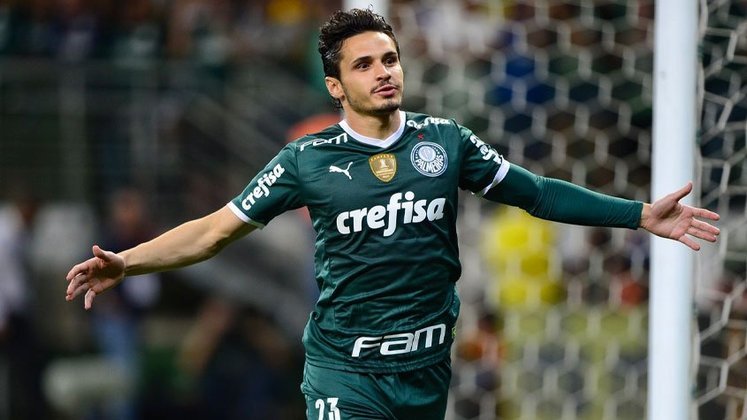 MEIA RESERVA - Raphael Veiga (Palmeiras) - 3 votos 