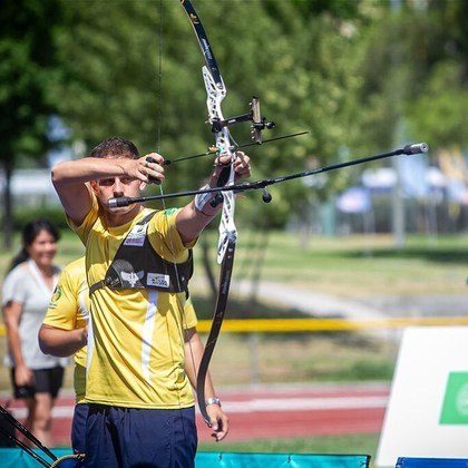 Marcus D'Almeida — o arqueiro ocupa a quinta posição no ranking mundial e conquistou o ouro na Copa do Mundo de Paris