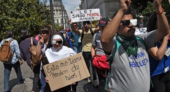 Melhorias na saúde pública estão entre as demandas dos manifestantes no Chile
