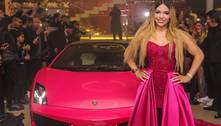 Melody ganha carro avaliado em R$ 1,5 milhão em festa de 15 anos